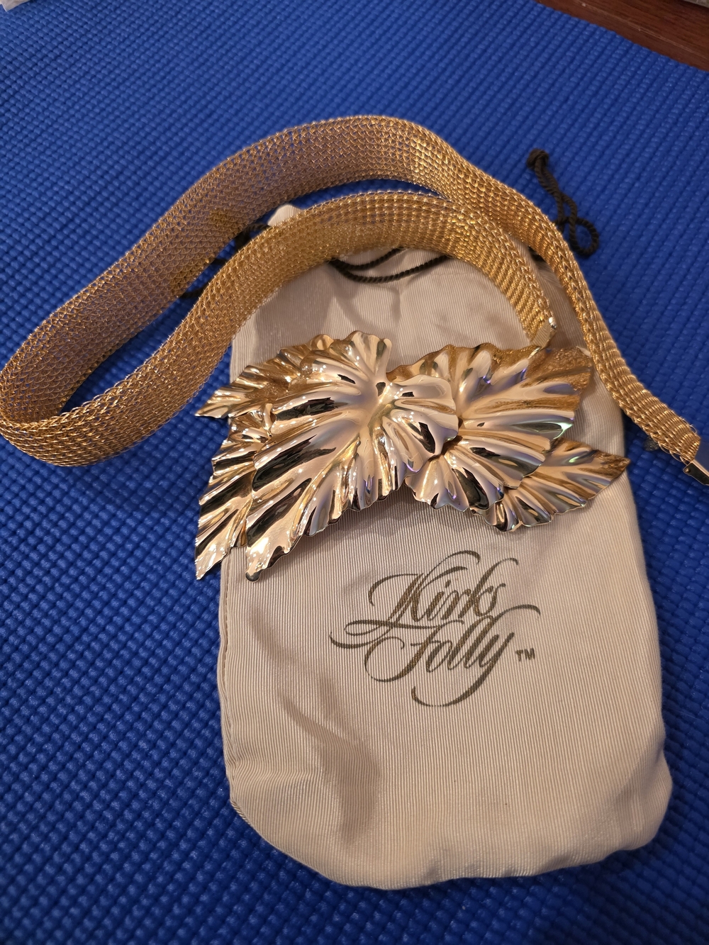Vintage 1980s Kirk's Folly Mesh Gold Tone And Leaf Belt